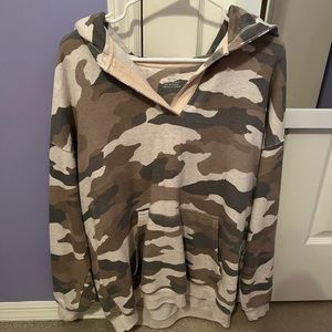 Oversized Aerie camo hoodie